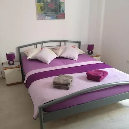 Family Friendly With A Swimming Pool Okrug Gornji, Ciovo - 16608 Apartment Trogir